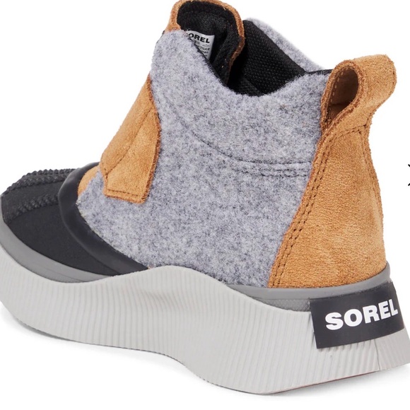 Sorel Women's Gray and Tan Boots - Picture 4 of 8